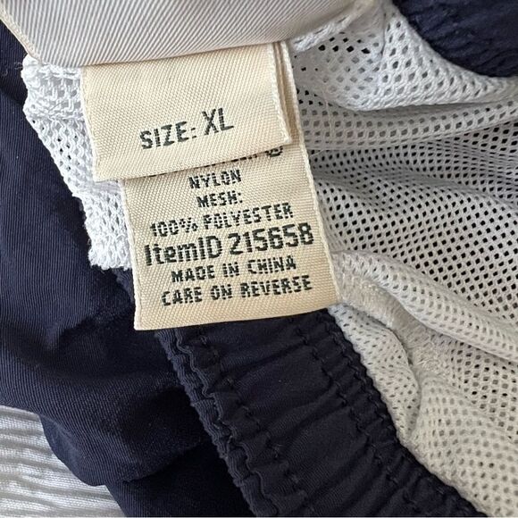 L.L. Bean Men’s SunSmart Classic Swim Trunks size XL - Picture 7 of 7